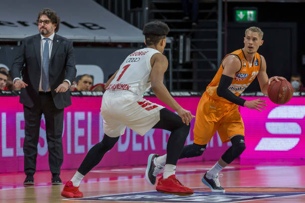 对对手强势 对对手强势