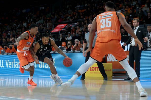 注重团队合 注重团队合